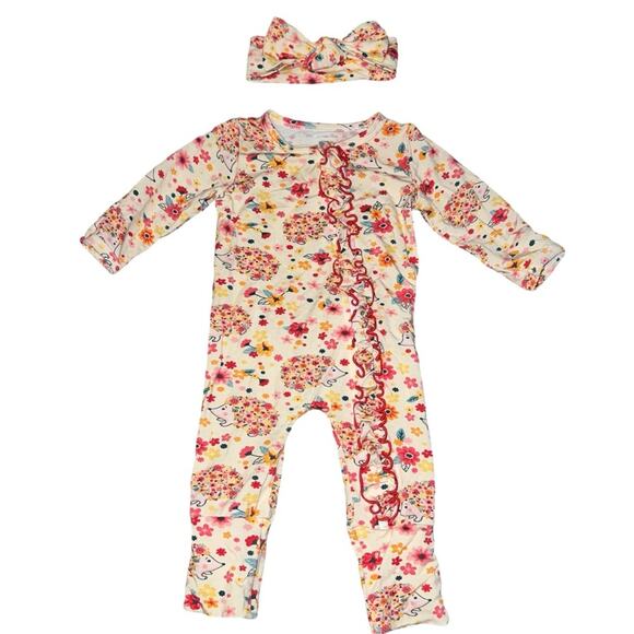 NB Charlie’s Project Bamboo Ruffle Butt Zip up Footie Sleeper Outift - Picture 1 of 6